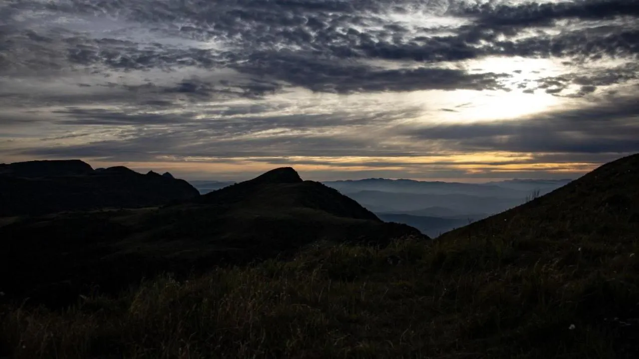 Отель Montanha Do Sol - Урубиси 0*,